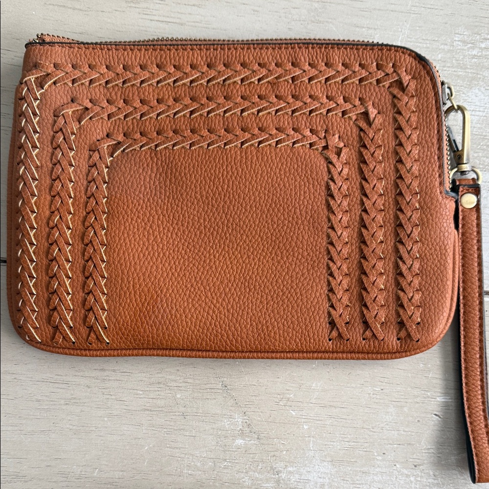 Antik Kraft Tan Leather Wristlet with Braided Detail